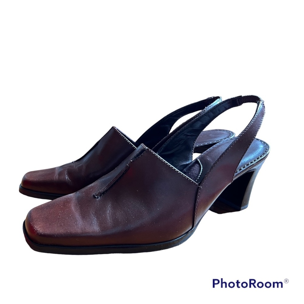 🟤LIZ CLAIBORNE: Women’s size 6.5, cognac leather loafer heels w/ankle strap🟤